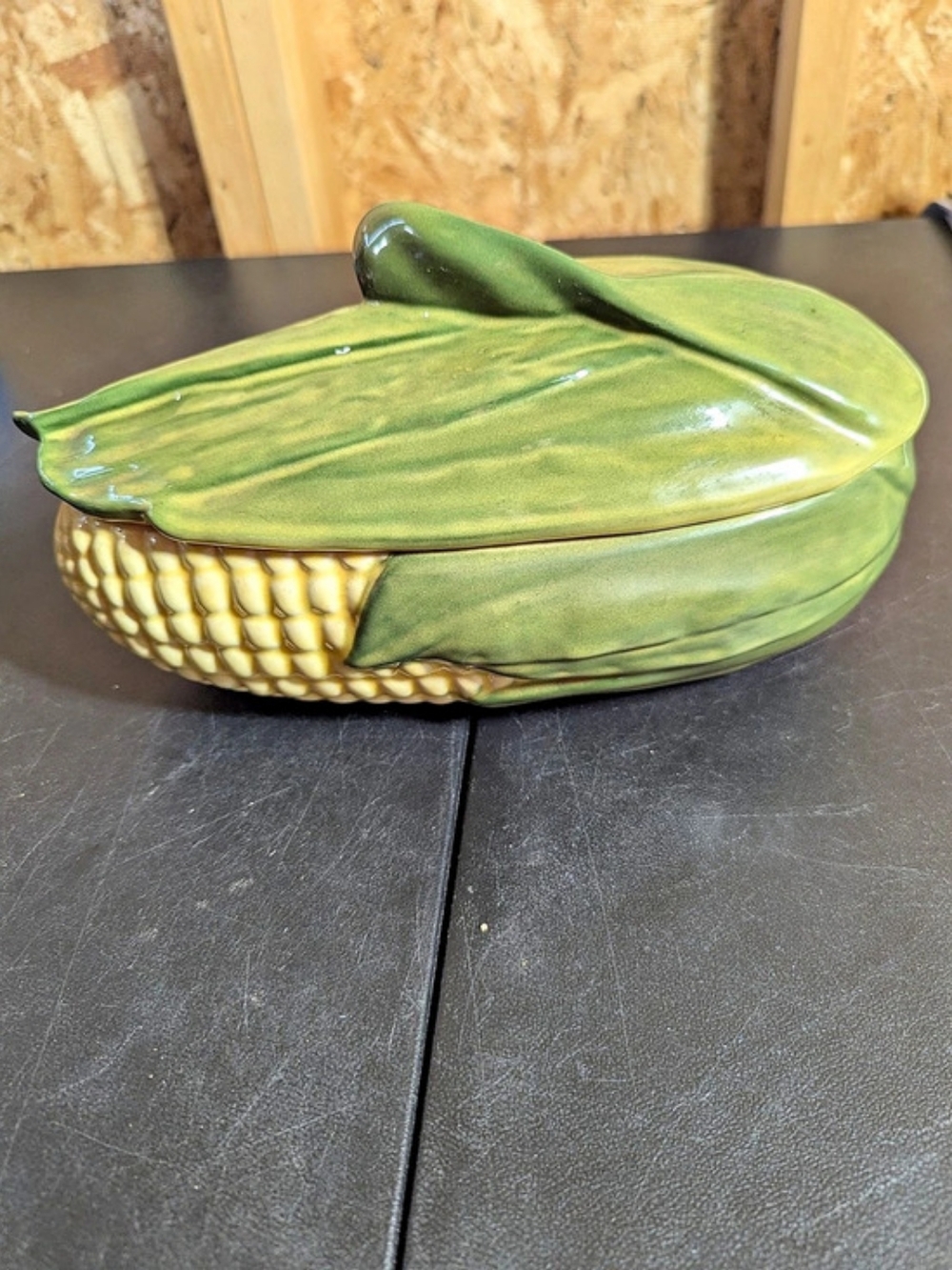 Shawnee Corn King Ceramic Corn Dish Green Yellow